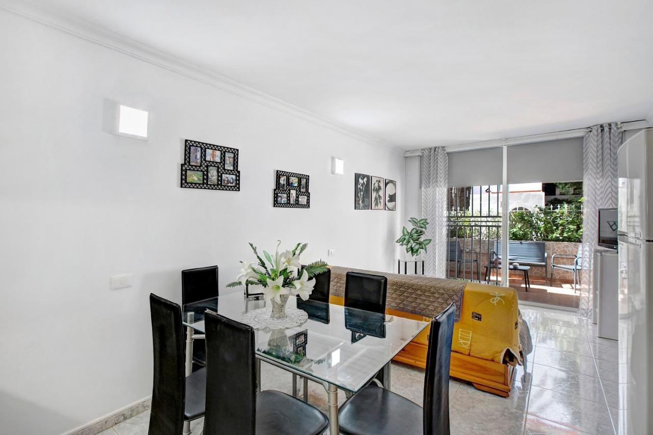Apartamento Mertxe Arona  Kültér fotó