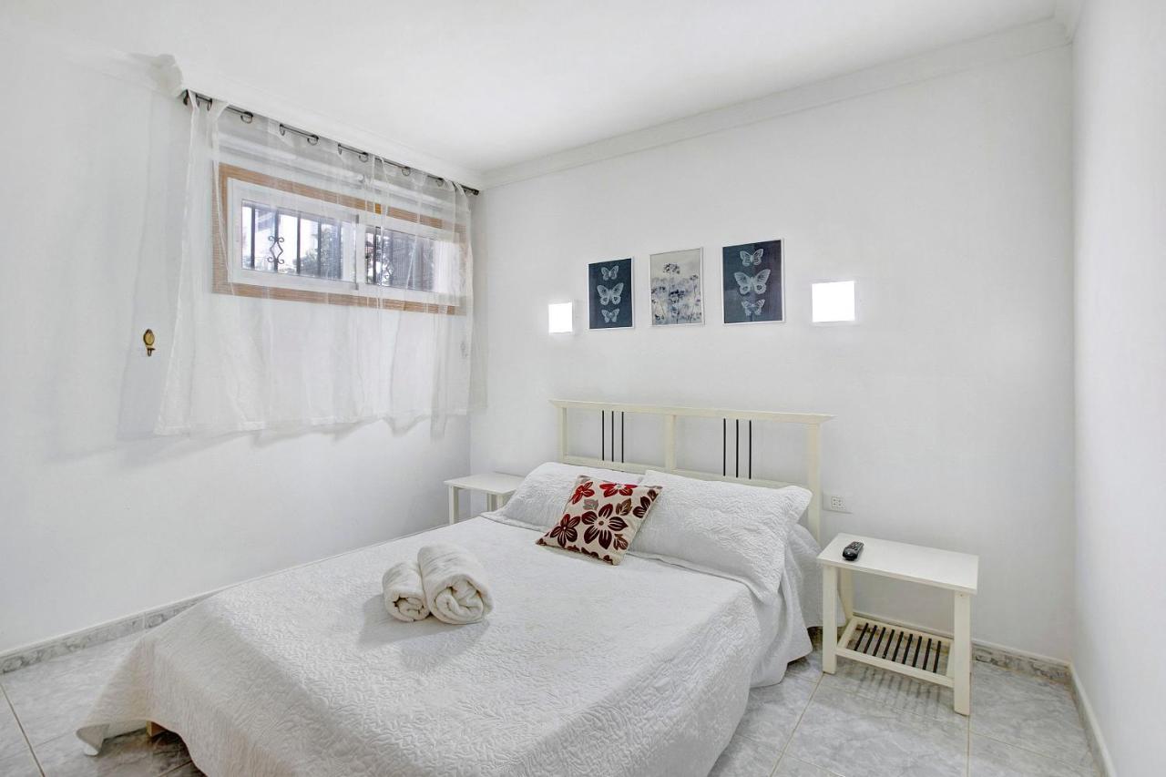 Apartamento Mertxe Arona  Kültér fotó